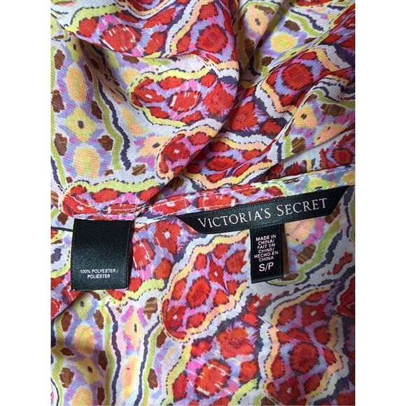 Victoria's Secret Silky Embellished Floral Swimsuit Cover Up Size Small - Picture 4 of 6